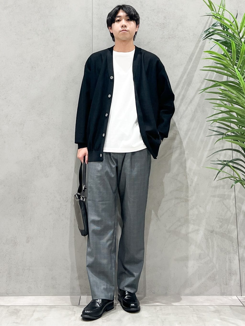 SHI-MAさんの「THE SHOP TK｜【季節の変わり目に活躍】ニットカーディガン 選べる2デザイン(柄&無地)/洗濯機OK」を使ったコーディネート