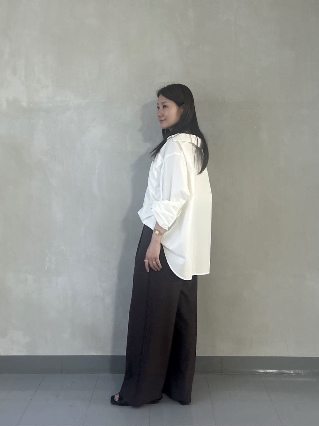 takaさんの「INDIVI｜Comfy SET UP｜イージーストレートワイドパンツ【セットアップ対応／通勤/カセット服】」を使ったコーディネート