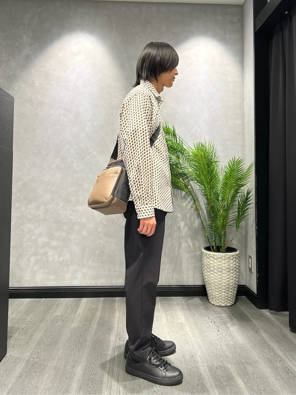 ruiさんの「TAKEO KIKUCHI｜ボーラーハット柄 長袖シャツ」を使ったコーディネート