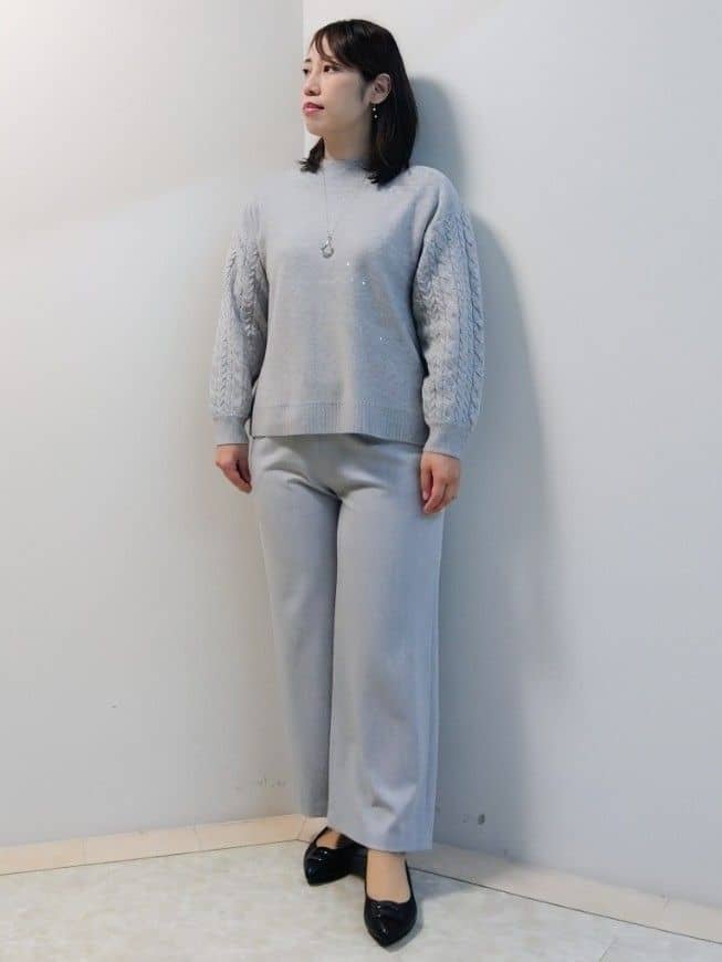 エリさんの「Reflect｜【ウエスト総ゴム】ワイドストレートパンツ」を使ったコーディネート