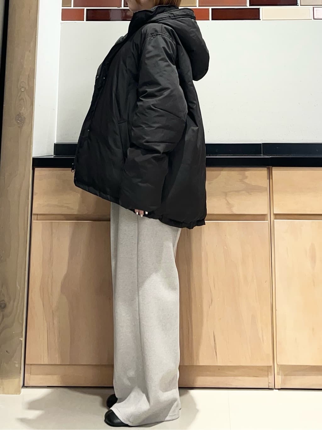 かのさんの「THE SHOP TK｜【ぎゅっとされているような暖かさ】撥水中綿ブルゾン」を使ったコーディネート