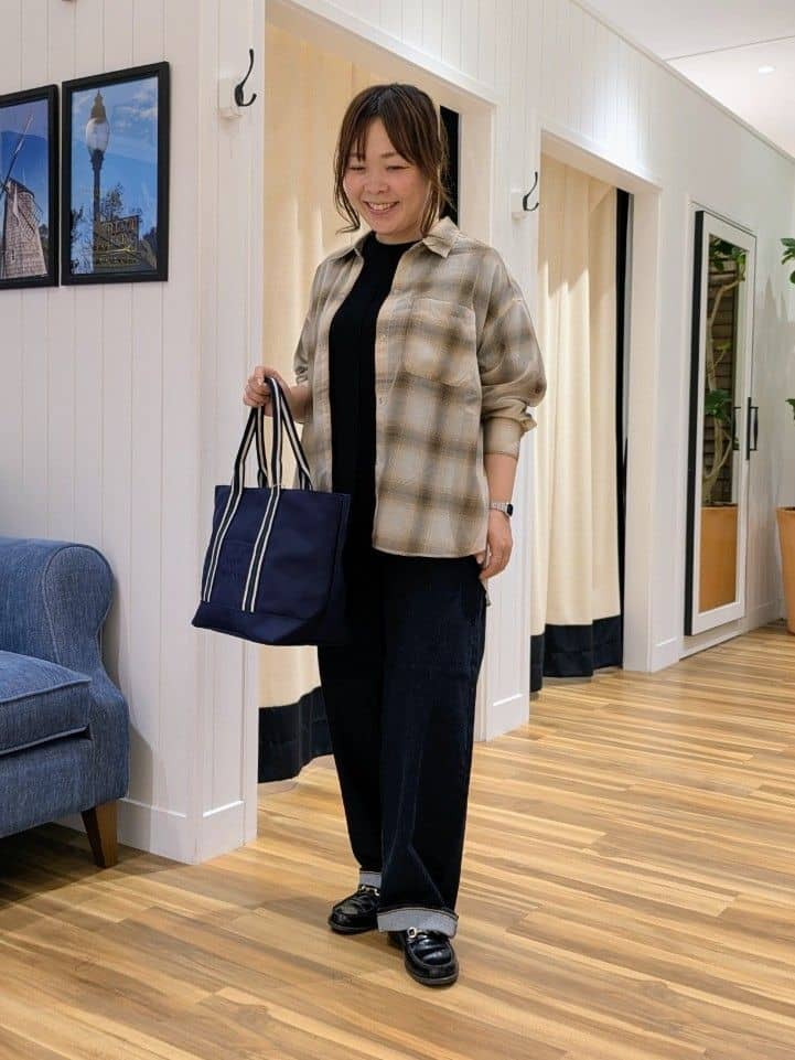  naomiさんの「Dessin｜【洗える】フレアカットソー」を使ったコーディネート
