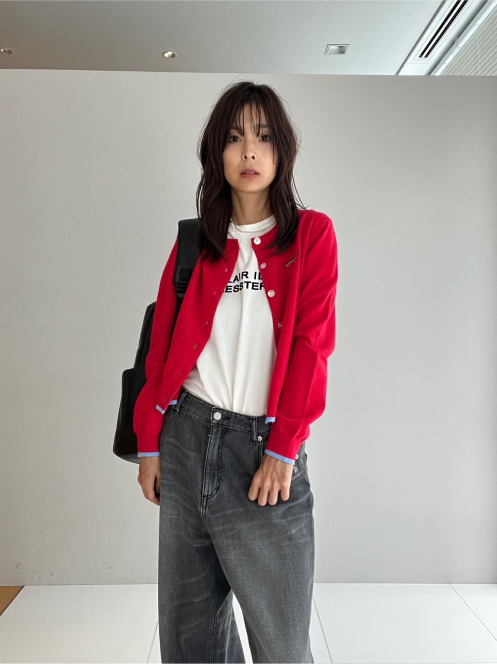 misaさんの「DRESSTERIOR｜ヴィンテージ加工ワイドデニムパンツ」を使ったコーディネート