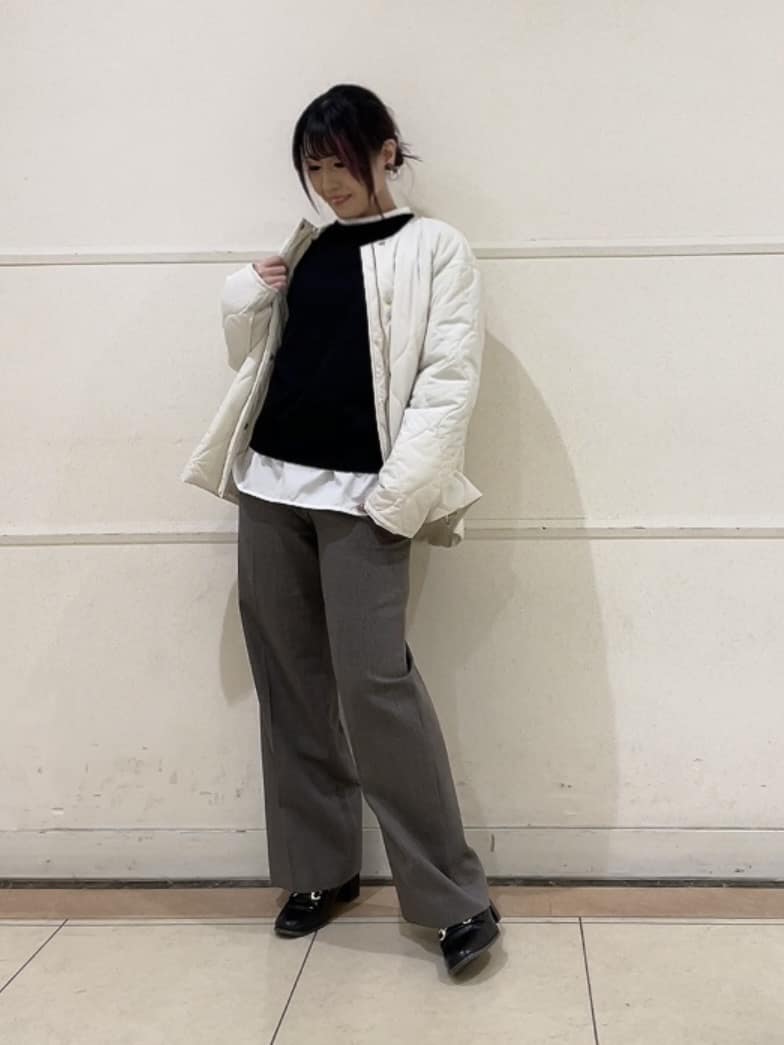 watanabeさんの「UNTITLED｜【アンサンブル可/洗える】シルクウールカシミヤ ドルマンスリーブニット」を使ったコーディネート