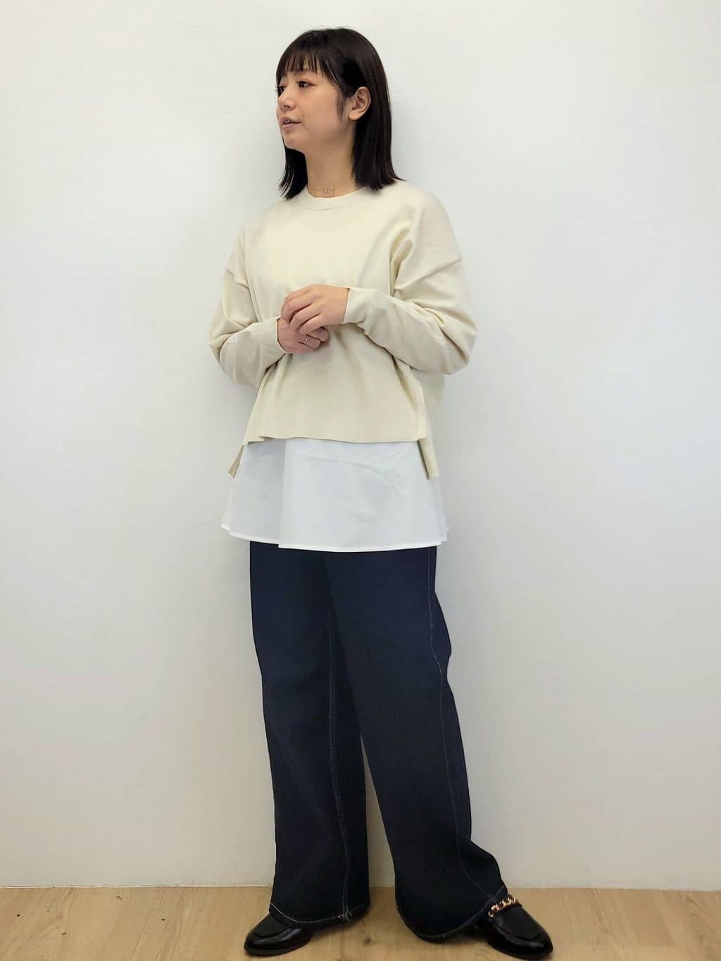 LISAさんの「OPAQUE.CLIP｜《ツインセット》リラクシーサイドスリットニット&times;ドッキングタンク【洗濯機洗い可】」を使ったコーディネート