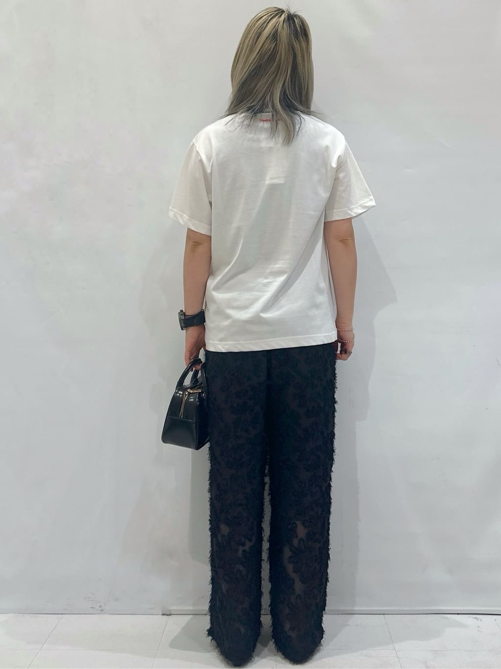 かんなさんの「OPAQUE.CLIP｜【Pontre Studio／ポンレストゥディオ】別注グラフィックTシャツ」を使ったコーディネート