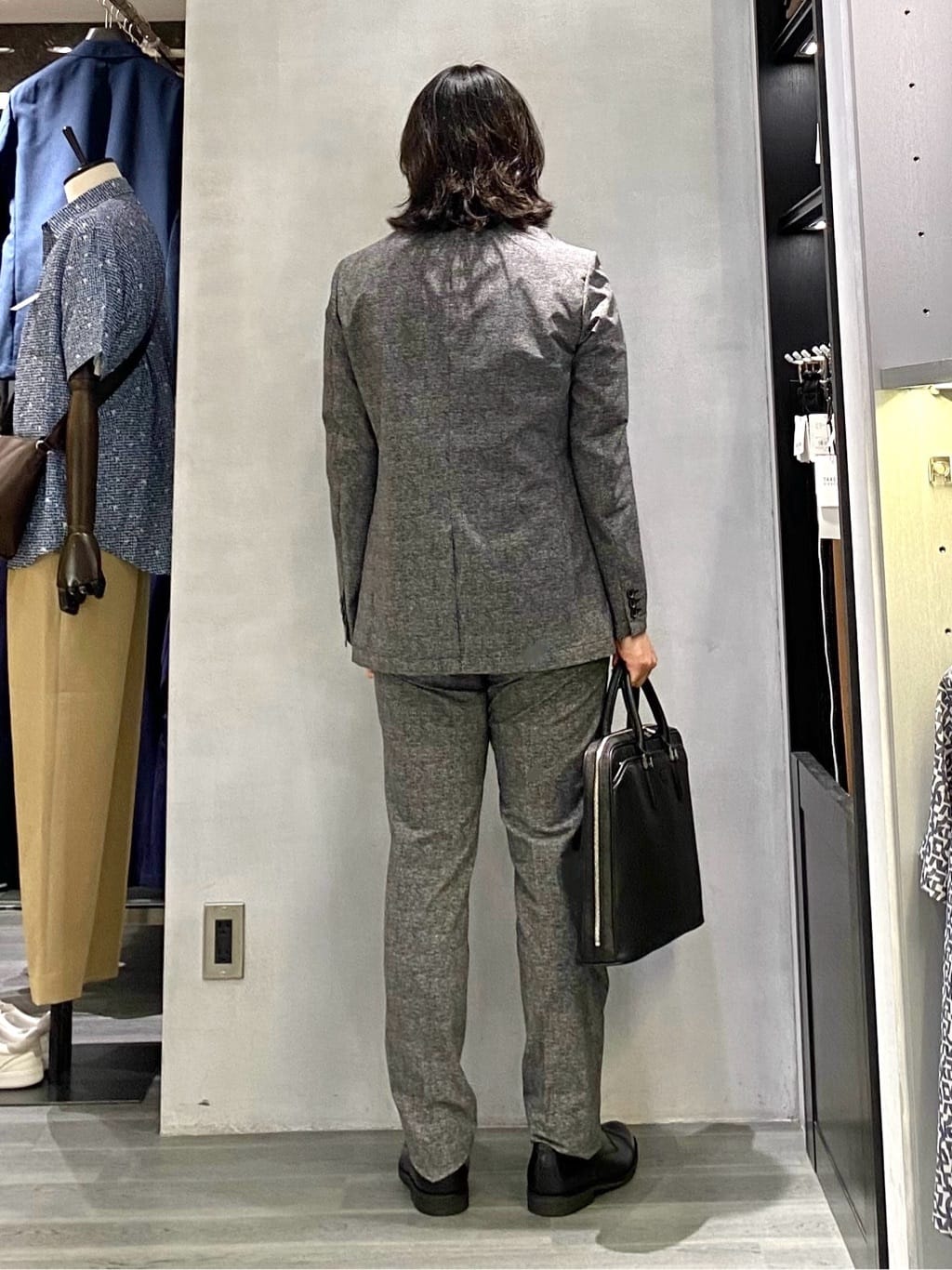 nishiさんの「TAKEO KIKUCHI｜【抗菌防臭】COOL DOTS（R）ドビープリント ジャケット」を使ったコーディネート