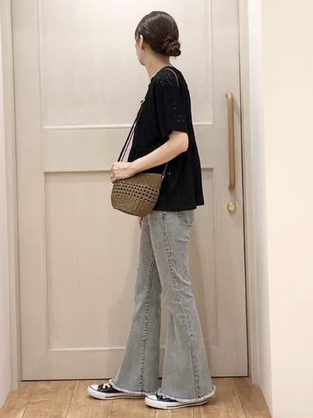 tamuさんの「SHOO･LA･RUE｜【S-LL】インせず決まる レースペプラムトップス」を使ったコーディネート