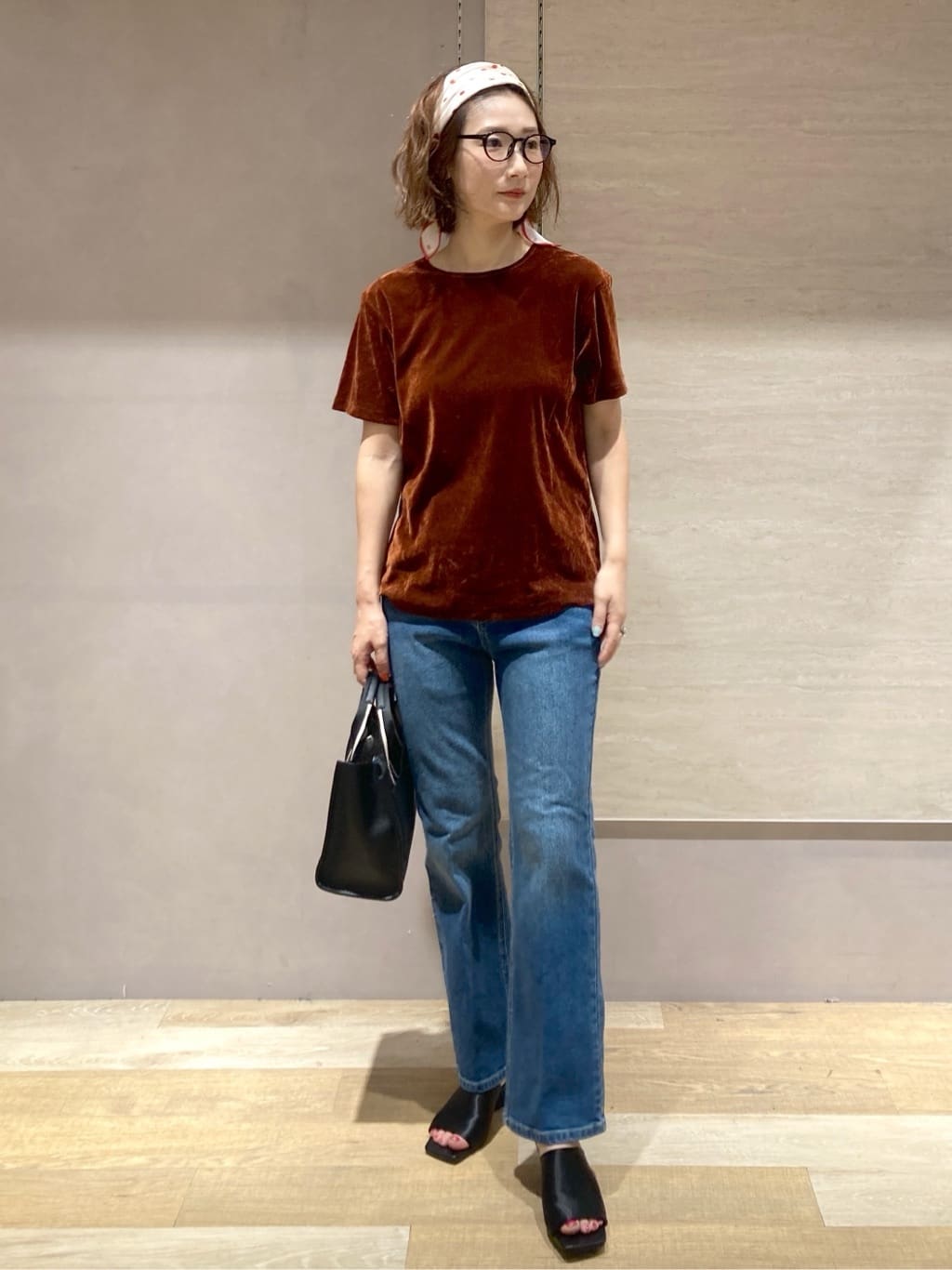 たけねぇさんの「OPAQUE.CLIP｜フロッキーチュールTシャツ【洗濯機洗い可】」を使ったコーディネート