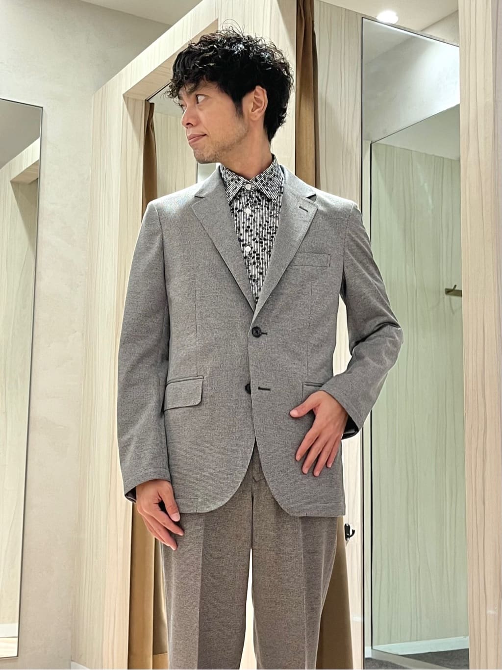 URAさんの「TAKEO KIKUCHI｜ピンジャージ 千鳥 ジャケット」を使ったコーディネート