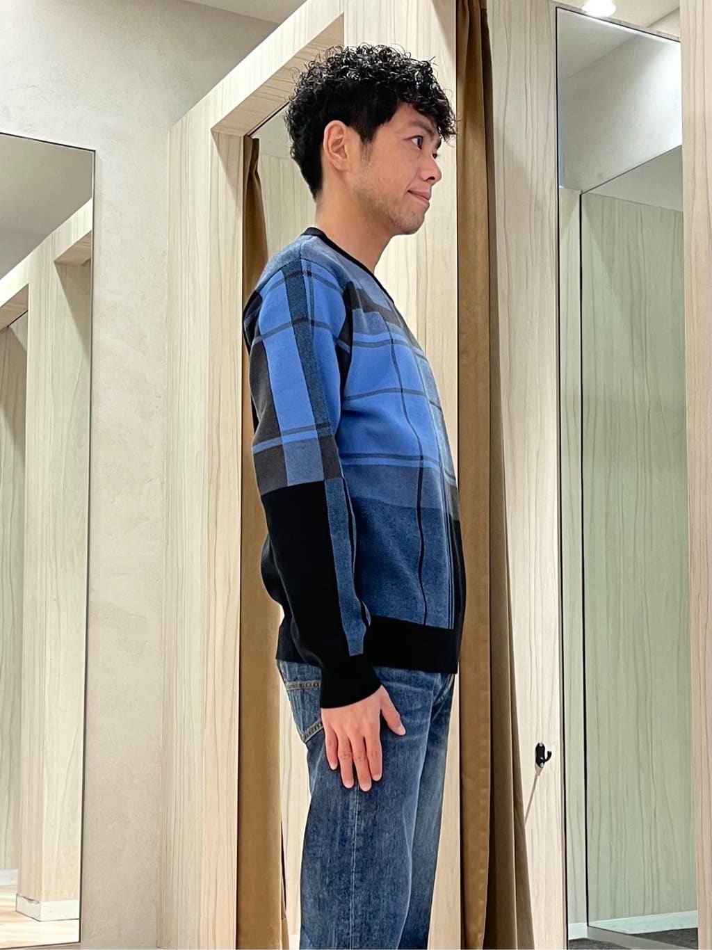 URAさんの「TAKEO KIKUCHI｜【袖取り外し可】デタッチャブル ダウンブルゾン」を使ったコーディネート