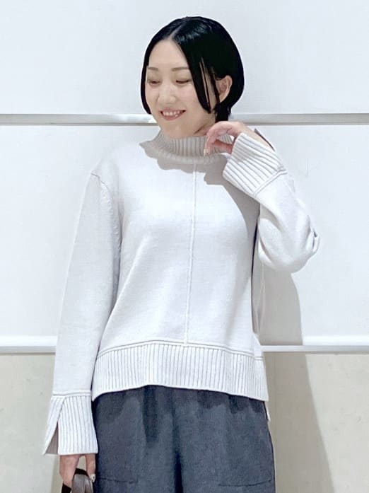 eriko さんの「Dessin｜【洗える】センタータックラインハイネックニット」を使ったコーディネート