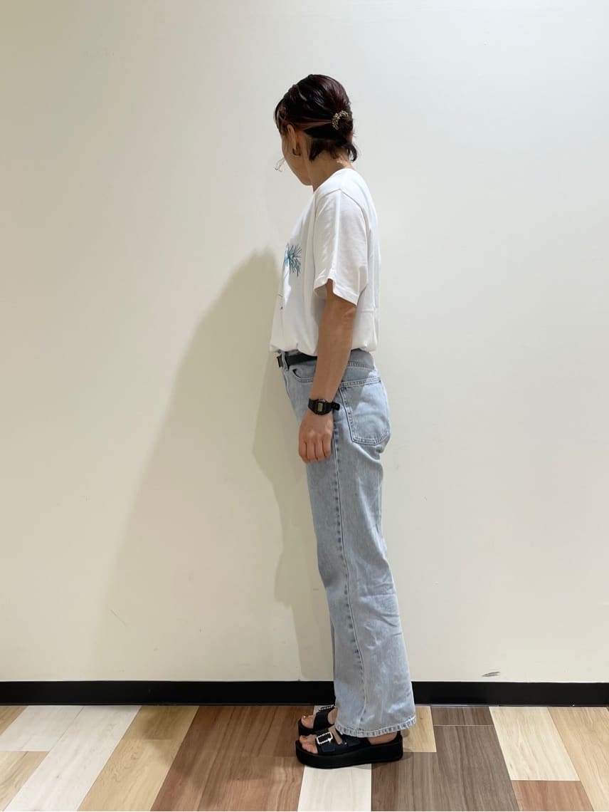 しーさんさんの「OPAQUE.CLIP｜風景イラストプリントTシャツ」を使ったコーディネート