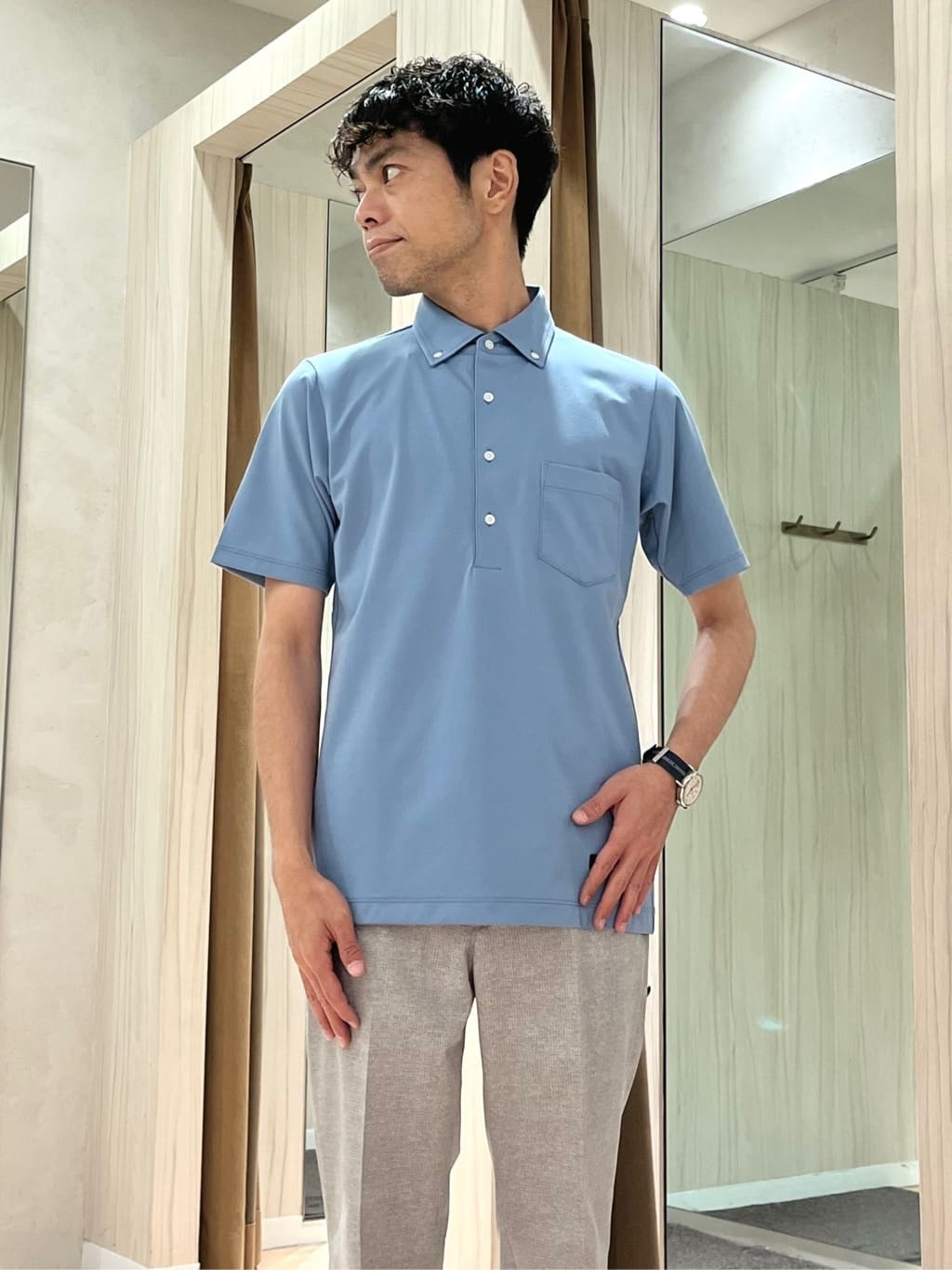 URAさんの「TAKEO KIKUCHI｜【抗菌防臭】COOL DOTS（R）ドビープリント パンツ」を使ったコーディネート