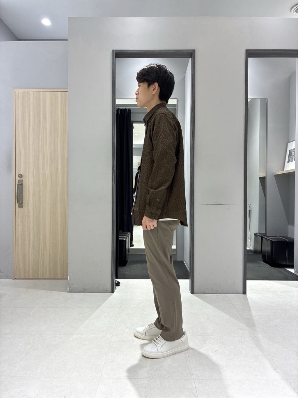 わいずみさんの「TAKEO KIKUCHI｜【Made in JAPAN】播州織 ドビー千鳥シャツ」を使ったコーディネート