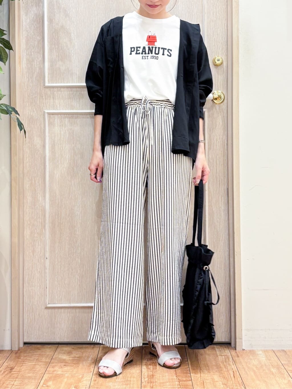 なみさんの「SHOO･LA･RUE｜【PEANUTS】ひんやりTシャツ」を使ったコーディネート