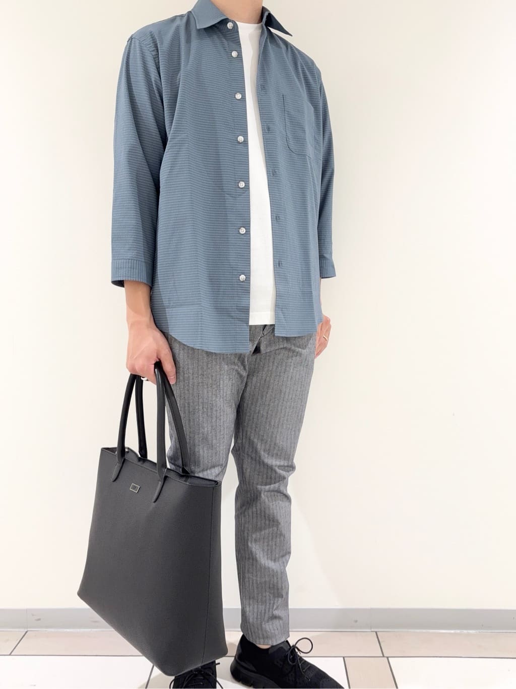 及川さんの「TAKEO KIKUCHI｜【COOL CITY WEAR】DotAir（R）サッカー シャツ」を使ったコーディネート