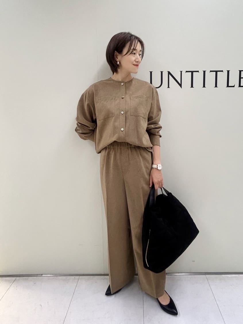 Mikiさんの「UNTITLED｜【秋も着られる/セットアップ可】リラククールシャツ」を使ったコーディネート