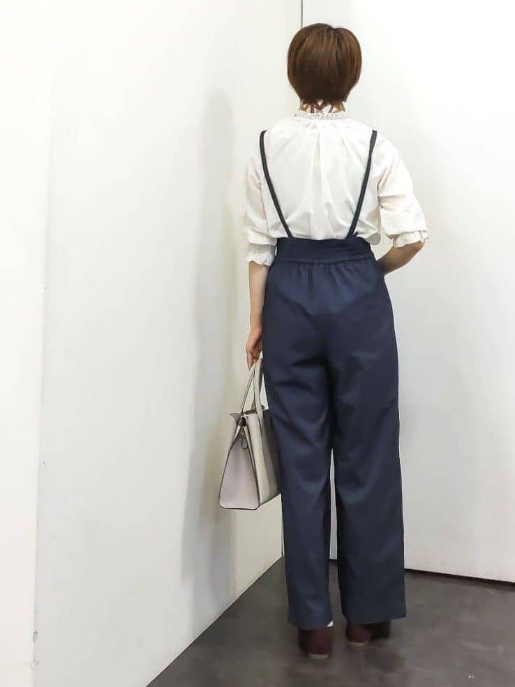 やまちゃんさんの「grove｜【2WAY】ハイパーストレッチストラップパンツ」を使ったコーディネート