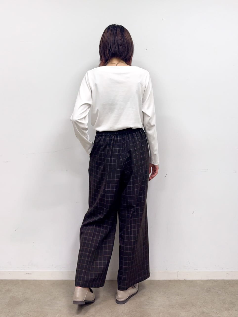 𝐜𝐡𝐢𝐤𝐚さんの「SHOO･LA･RUE｜【S-LL】寒暖差のある時期に 大人上品なシアーブルゾン」を使ったコーディネート
