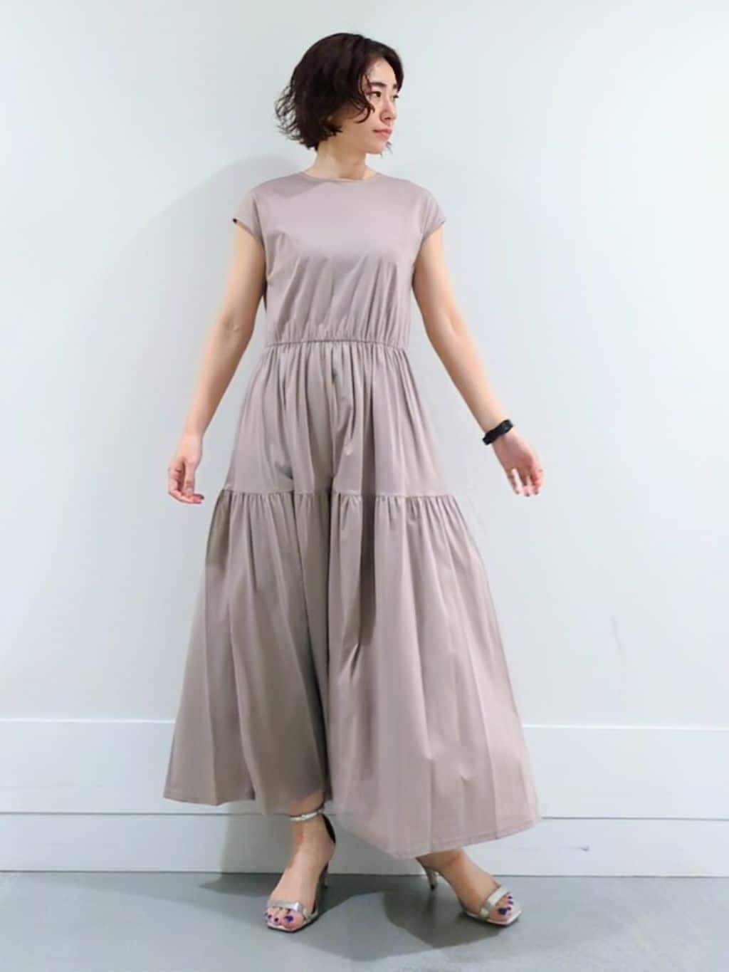 ミズタさんの「UNTITLED｜【前開き/洗える】ショート丈シアーシャツ」を使ったコーディネート