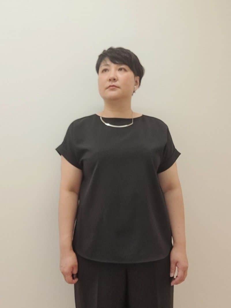 ますこさんの「UNTITLED｜【セットアップ可/はっ水/通勤】リラククール 半袖ブラウス」を使ったコーディネート
