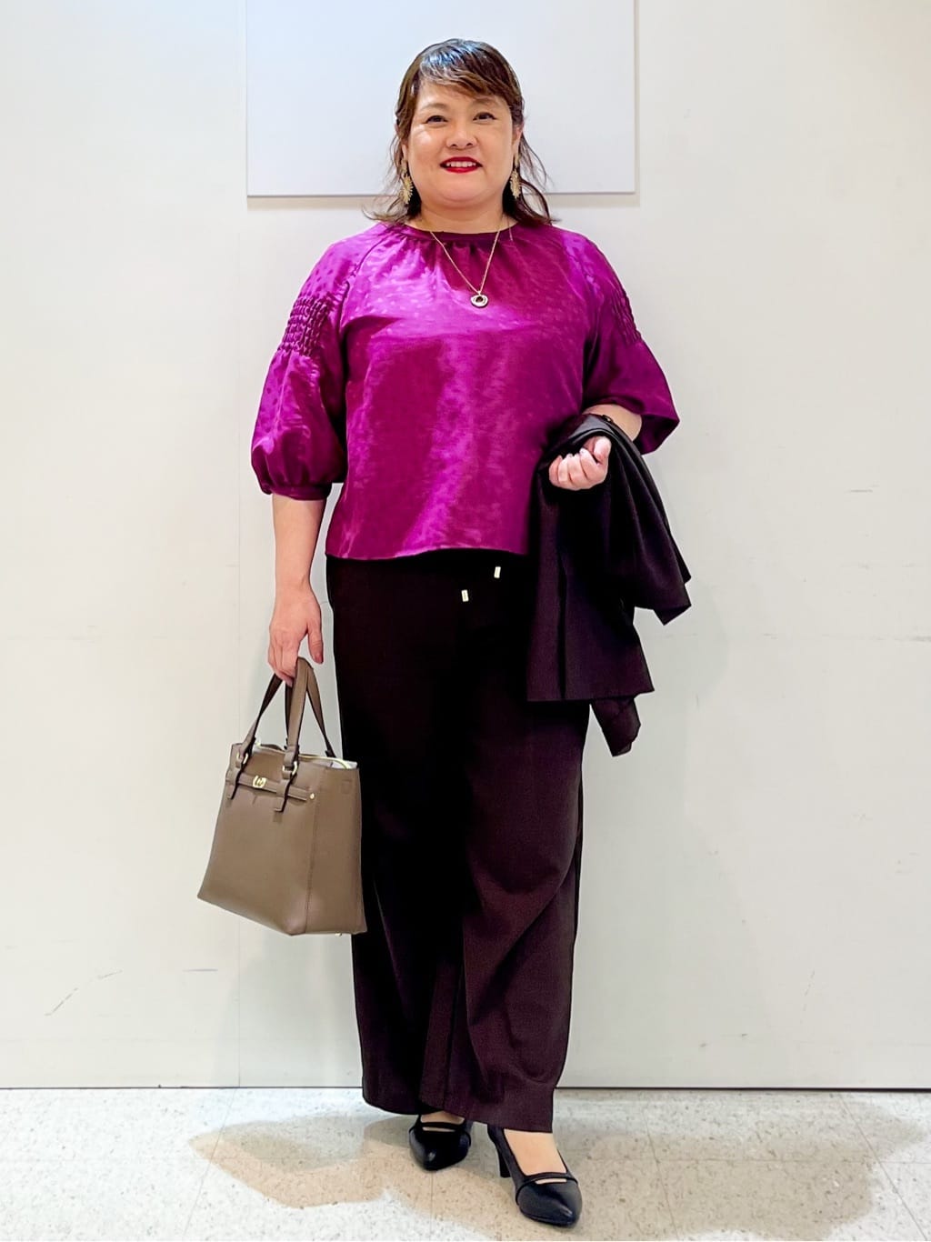 kimmyさんの「Reflect｜【ウエスト総ゴム／セットアップ／単品使いOK◎】ベスト＋ストレートパンツセット」を使ったコーディネート