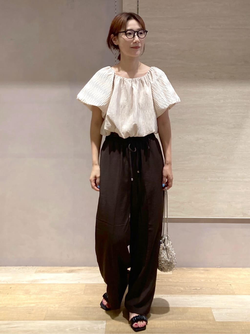 たけねぇさんの「OPAQUE.CLIP｜ふくれジャカードバルーンブラウス【洗濯機洗い可】」を使ったコーディネート