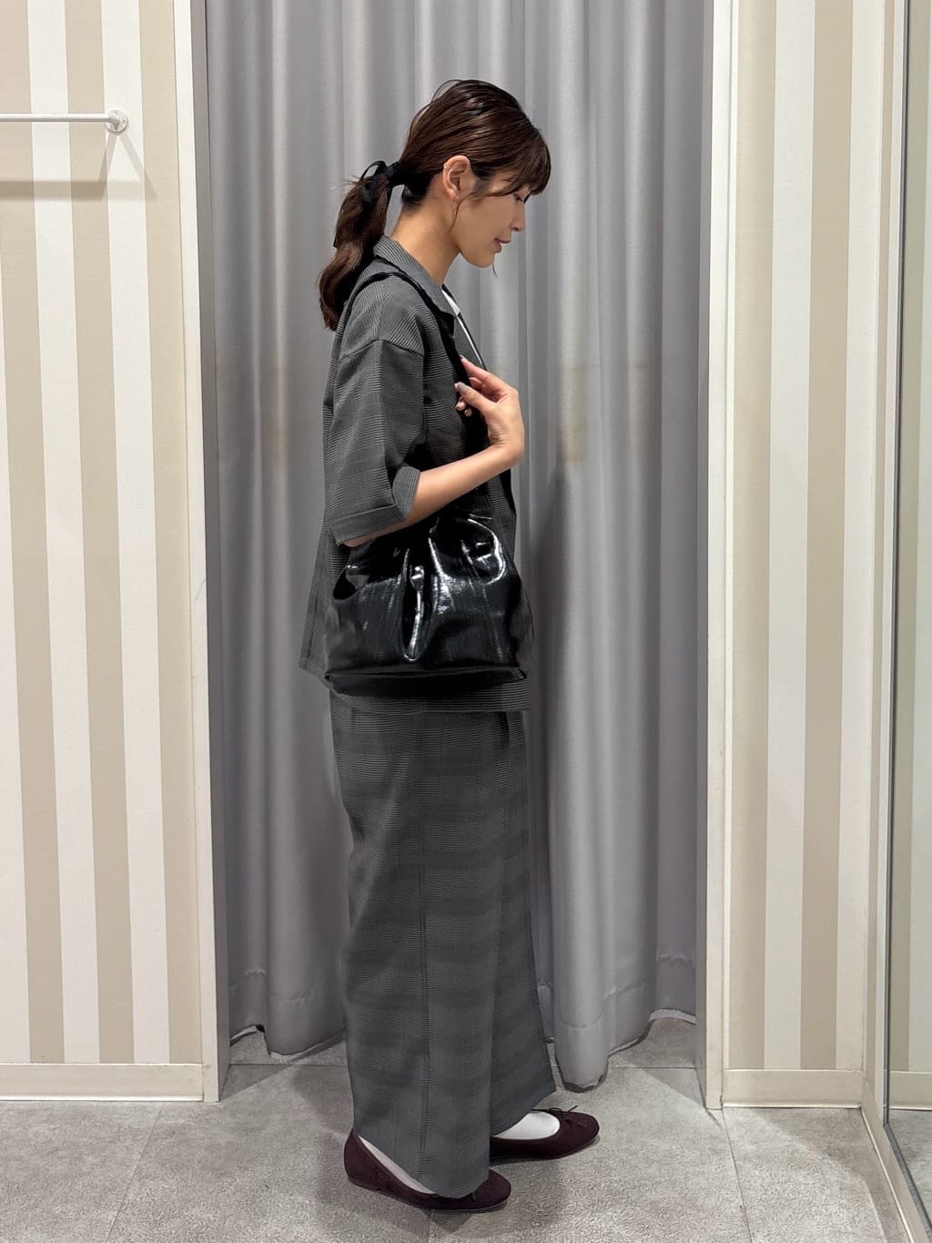 Rikaさんの「SHOO･LA･RUE｜【S-LL/セットアップ可/洗濯後しわになりにくい】きちんと見え タックワイドパンツ」を使ったコーディネート