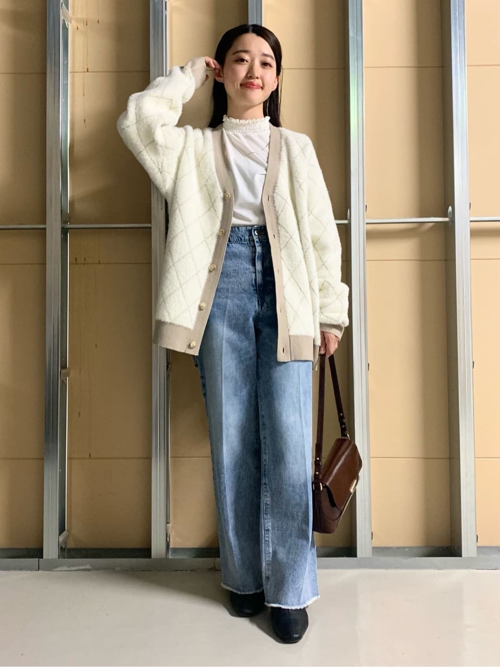 sahoさんの「THE SHOP TK｜配色シャギーニットカーディガン ユニセックスでおすすめ！」を使ったコーディネート