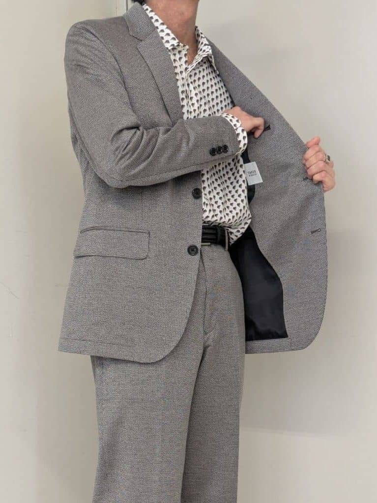 ryoさんの「TAKEO KIKUCHI｜ボーラーハット柄 長袖シャツ」を使ったコーディネート