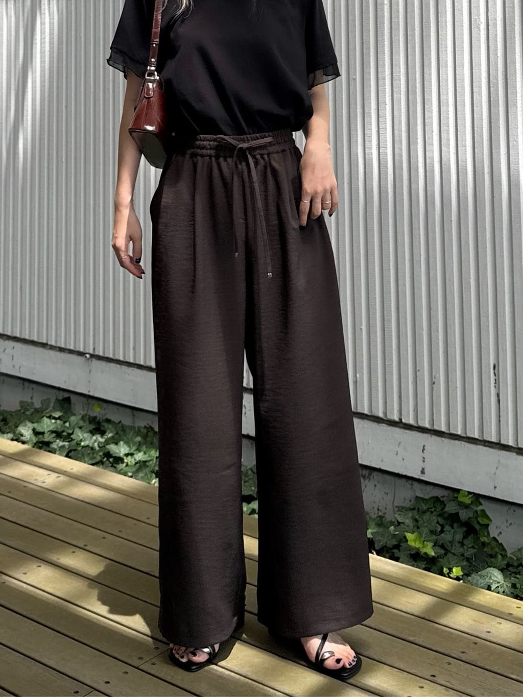 omaさんの「THE SHOP TK｜【ひんやり/UV/洗濯機OK】袖シアーTシャツ」を使ったコーディネート