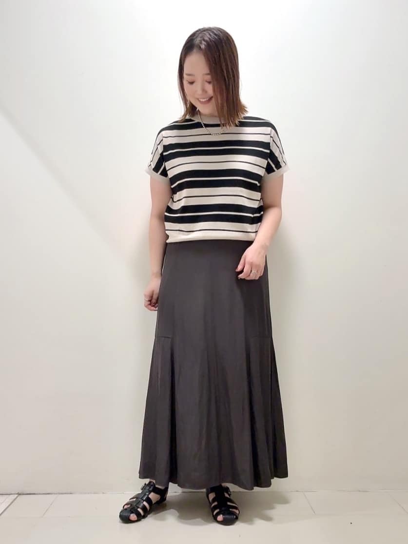 YUIさんの「UNTITLED｜【トレンド/ジレ】フェイクファーベスト」を使ったコーディネート