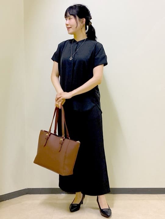  beni_gingerさんの「Reflect｜【E‐QUALITY／ウエスト総ゴム／セットアップ／単品使いOK◎】ブラウス＋ストレートパンツセット」を使ったコーディネート