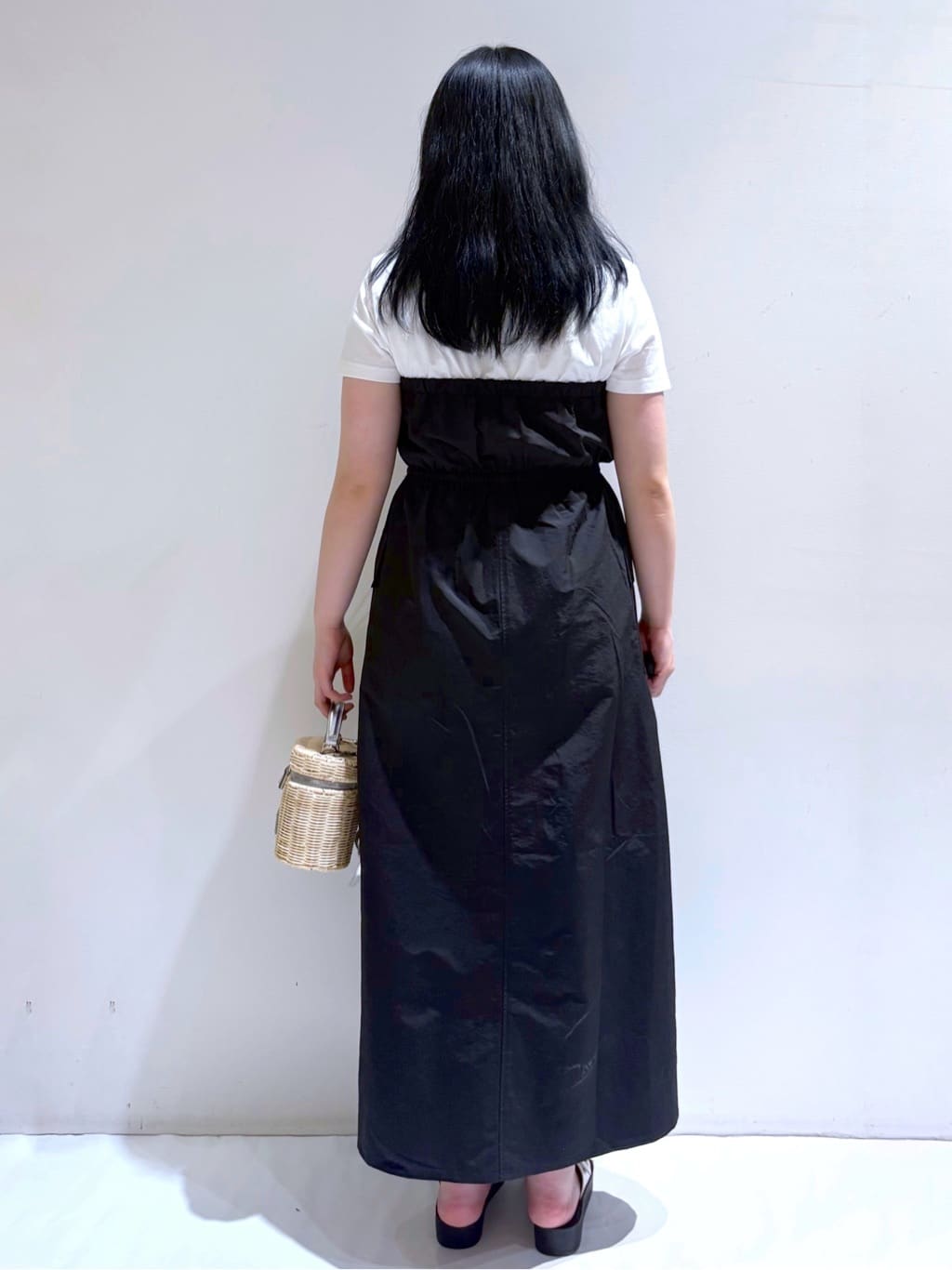 momoさんの「OPAQUE.CLIP｜ドッキングワンピース【洗濯機洗い可】」を使ったコーディネート