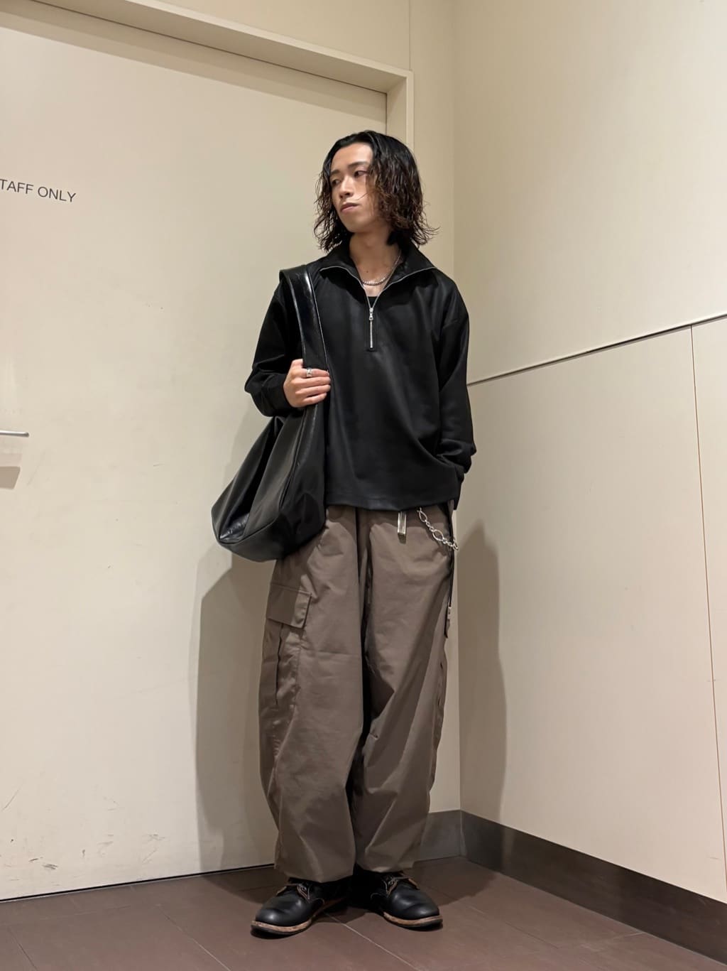 ナノシーさんの「tk.TAKEO KIKUCHI｜ヴィンテージライクプリント ハーフジッププルオーバー」を使ったコーディネート