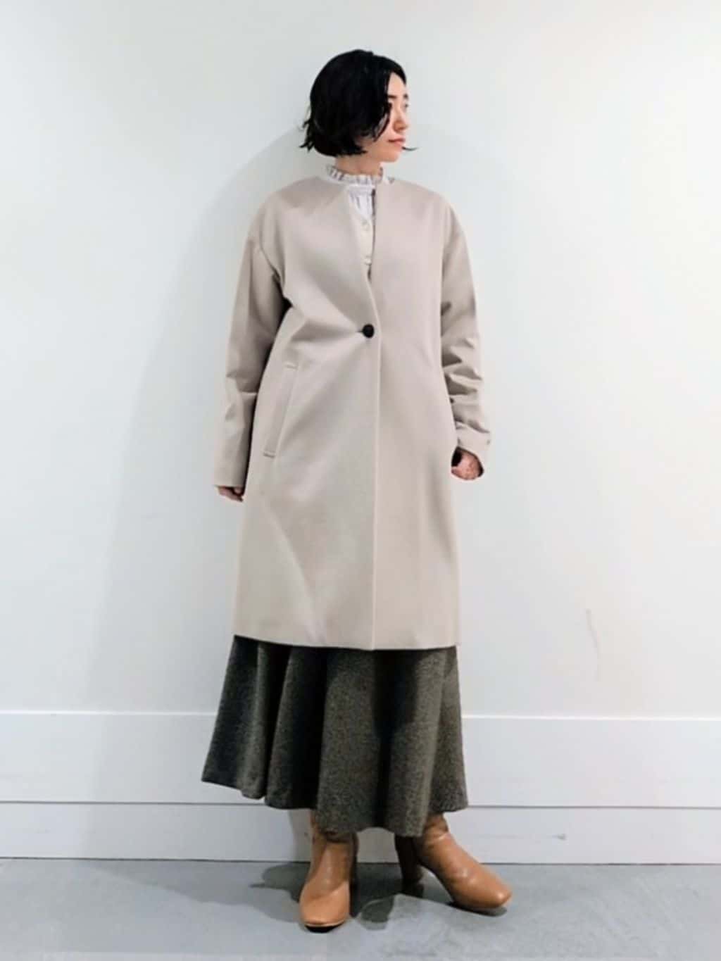 ミズタさんの「UNTITLED｜【日本製／通勤／フォーマル】カシミヤ混ノーカラーコート」を使ったコーディネート
