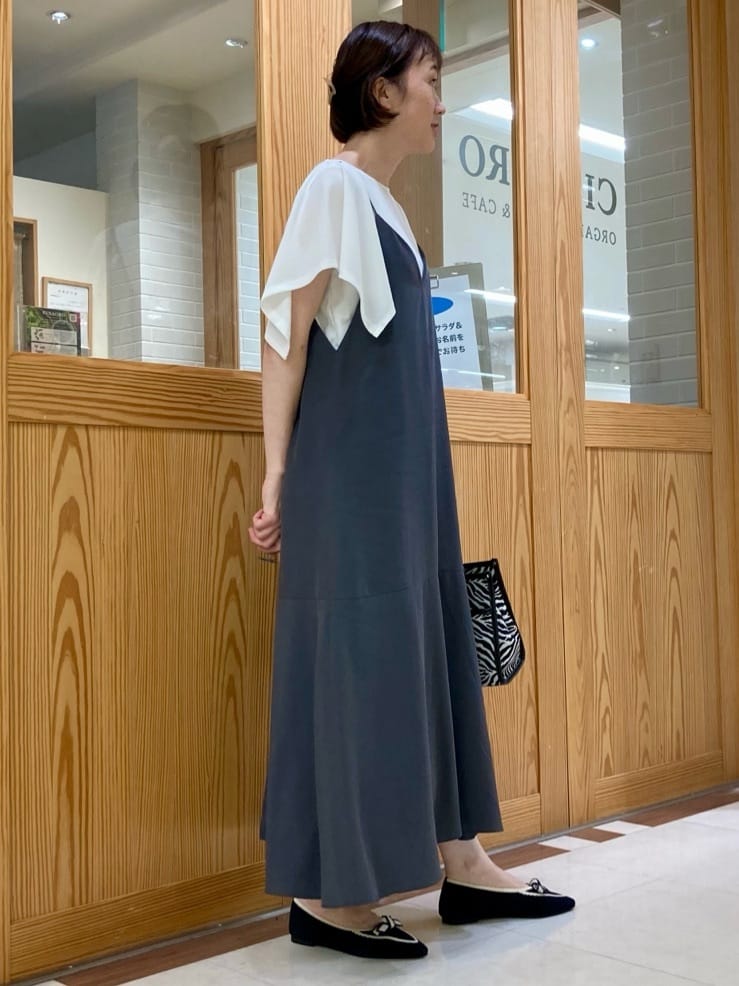 ゆうさんの「UNTITLED｜【洗える/肩紐調節可能】パウダーキャミワンピース」を使ったコーディネート