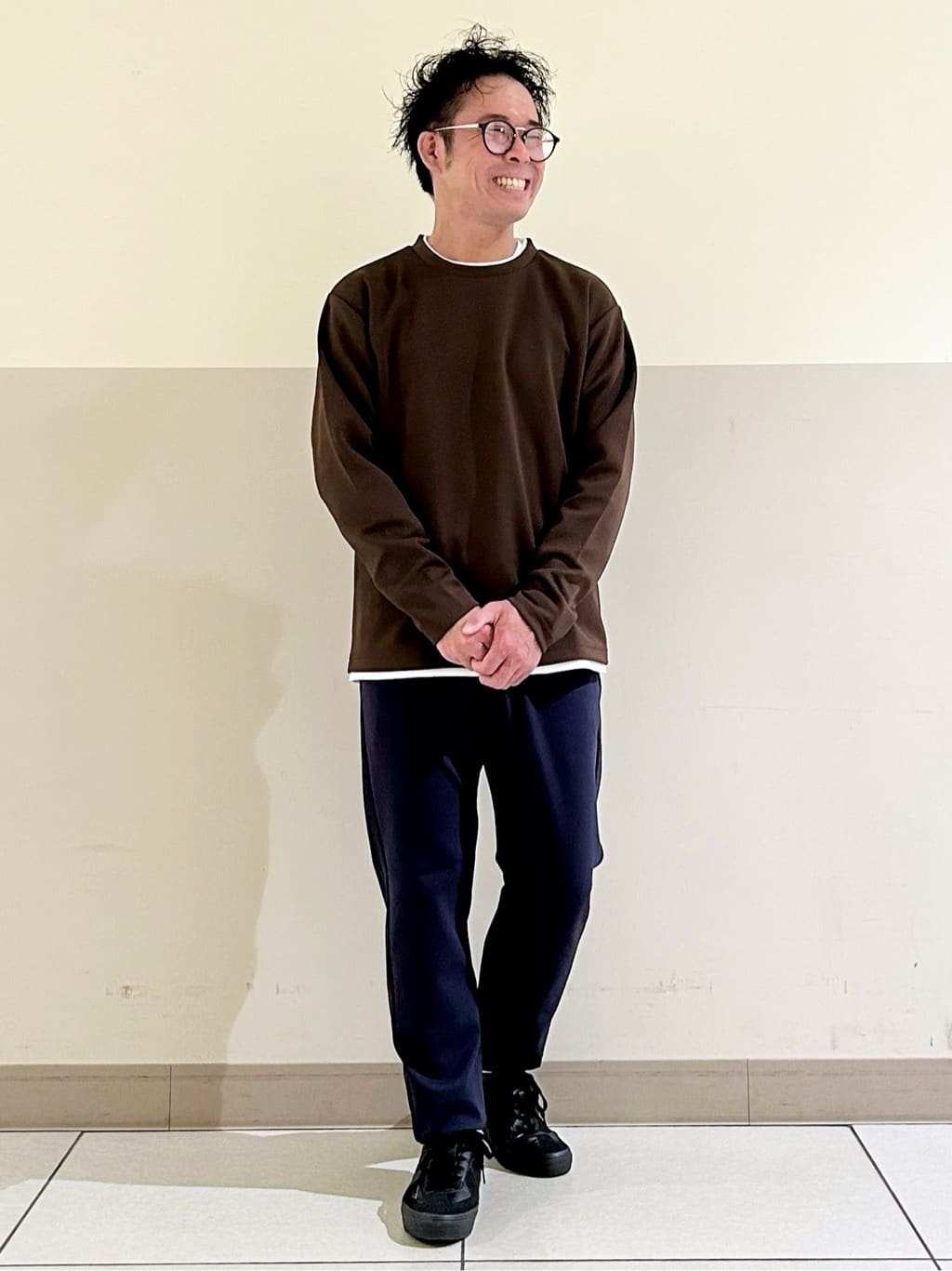 KENJI Iさんの「THE SHOP TK｜累計売上15万本突破！！360&deg;ストレッチ スマートムーブイージーパンツ 【洗濯機OK/ウエストゴム」を使ったコーディネート