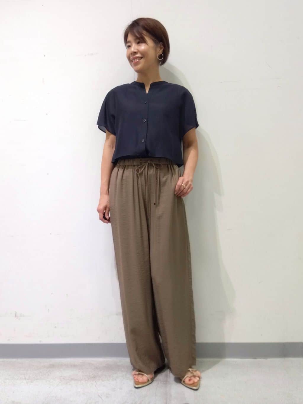 Kさんの「INDIVI｜【洗える／UVケア／SETUP可能】ドロストワイドパンツ」を使ったコーディネート