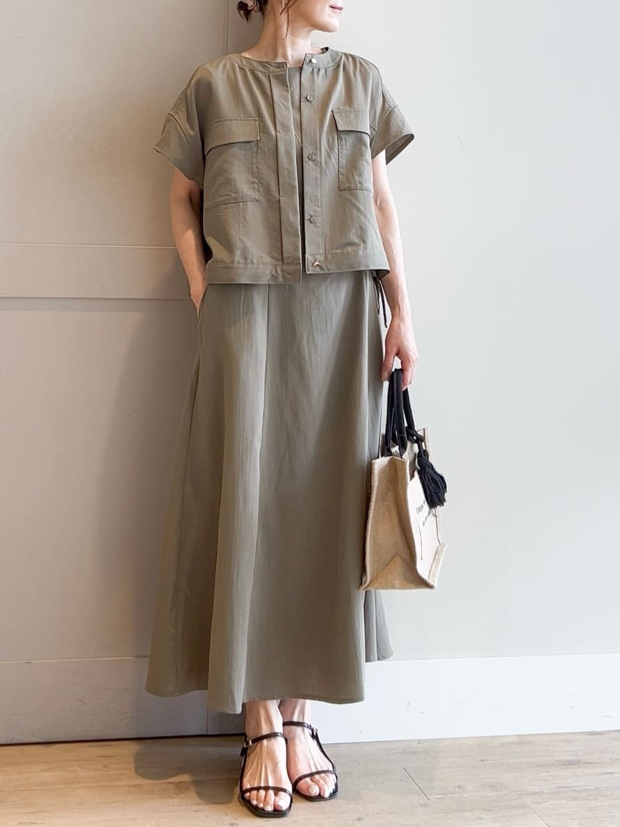 yamakoさんの「grove｜サマーハイパーストレッチワイドパンツ」を使ったコーディネート