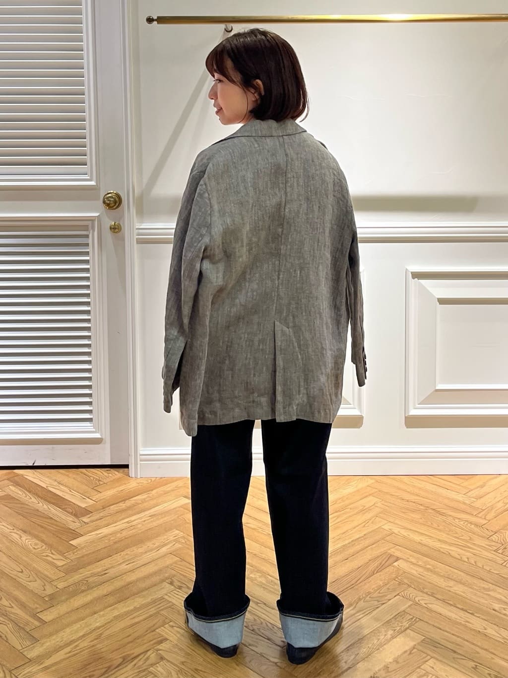 つじ まこさんの「DRESSTERIOR｜チェーンブレスレット」を使ったコーディネート