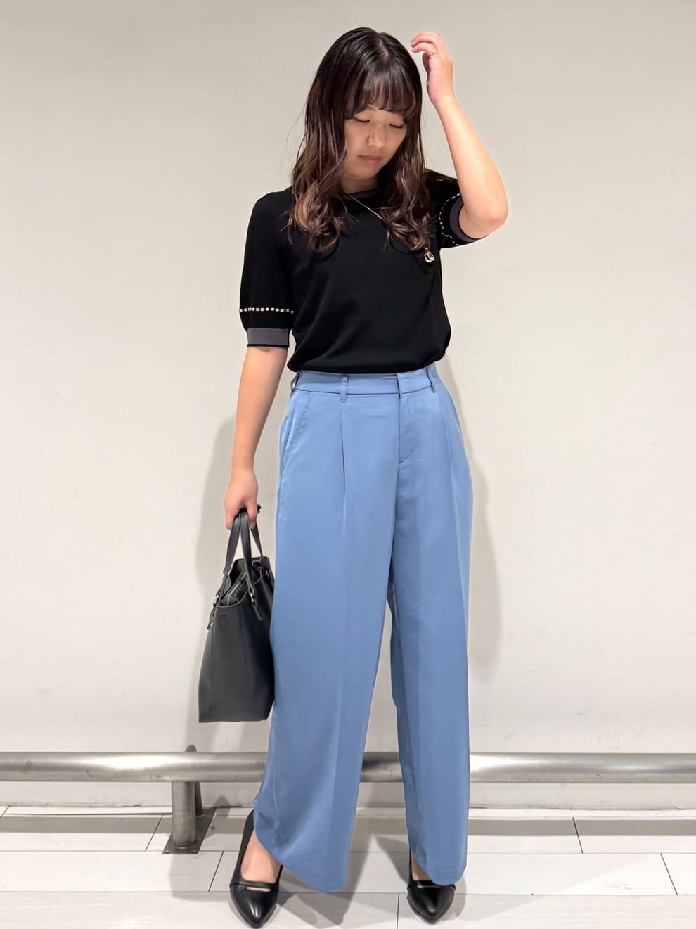 Azusaさんの「Reflect｜【WEB先行カラーあり／手洗い可／アンサンブル可】バイカラー五分袖ニット」を使ったコーディネート