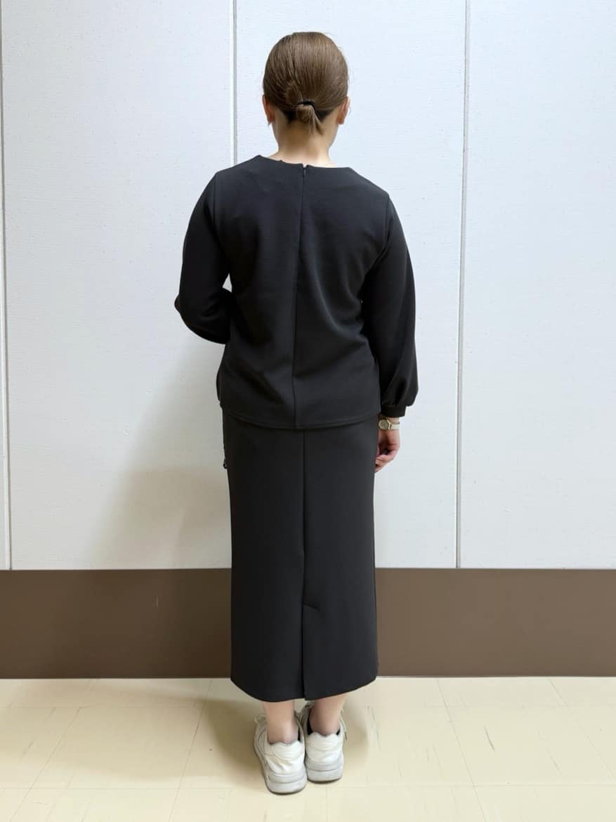 Rikoさんの「INDIVI｜【SETUP可能／袖コンシャス】ダンボールジャージトップス」を使ったコーディネート