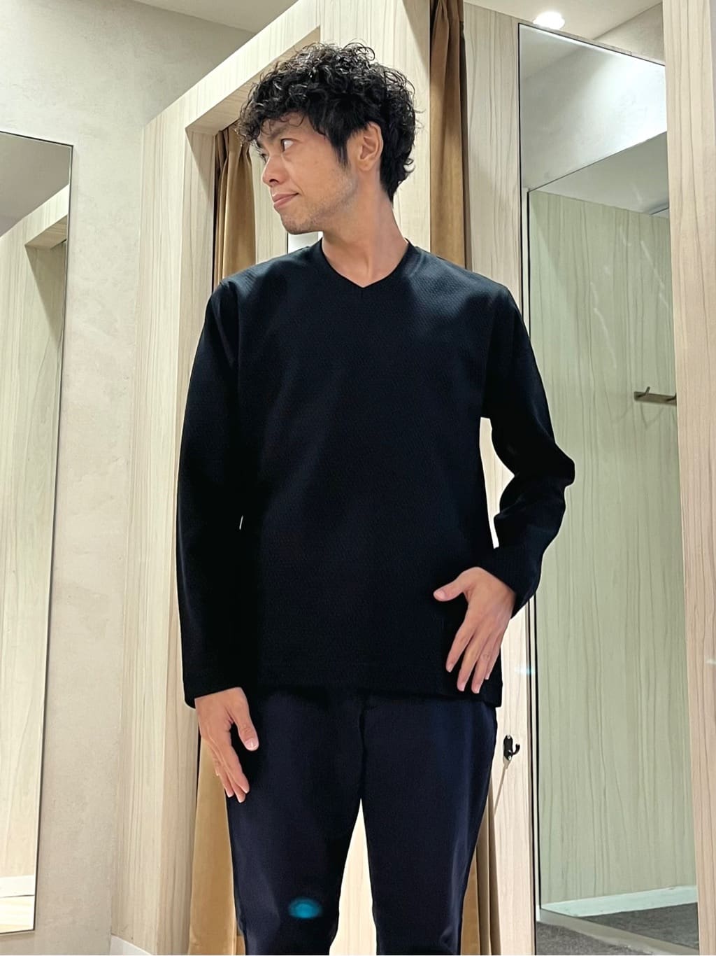 URAさんの「TAKEO KIKUCHI｜【尾州織】ショールカラー カーディガン」を使ったコーディネート