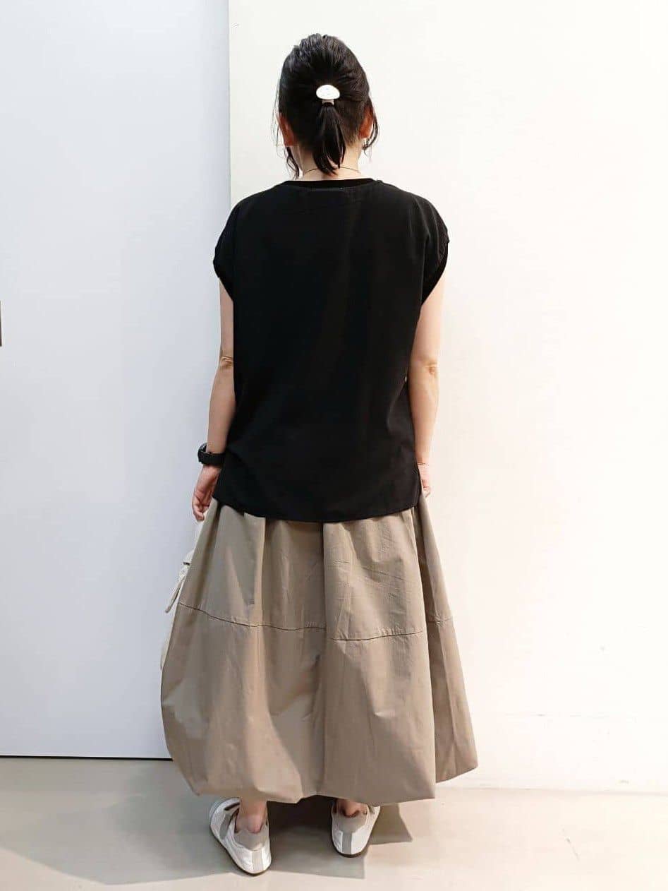 あんさんの「THE SHOP TK｜バルーンスカ―ト」を使ったコーディネート
