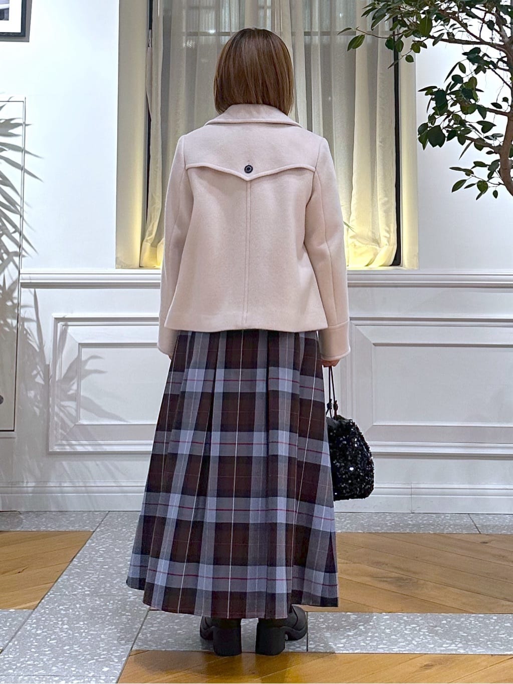 なべこさんの「DRESSTERIOR｜スパンコール2WAY巾着バッグ」を使ったコーディネート
