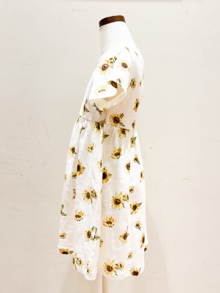 Takayaさんの「SHOO･LA･RUE｜【100-150cm】アソート総柄カットワンピース」を使ったコーディネート