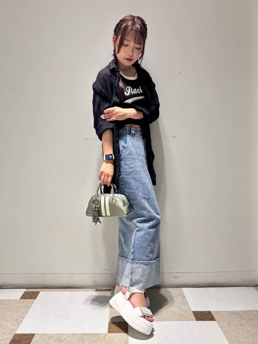 せらら⭐️さんの「ESPERANZA｜厚底フラットスポサン」を使ったコーディネート