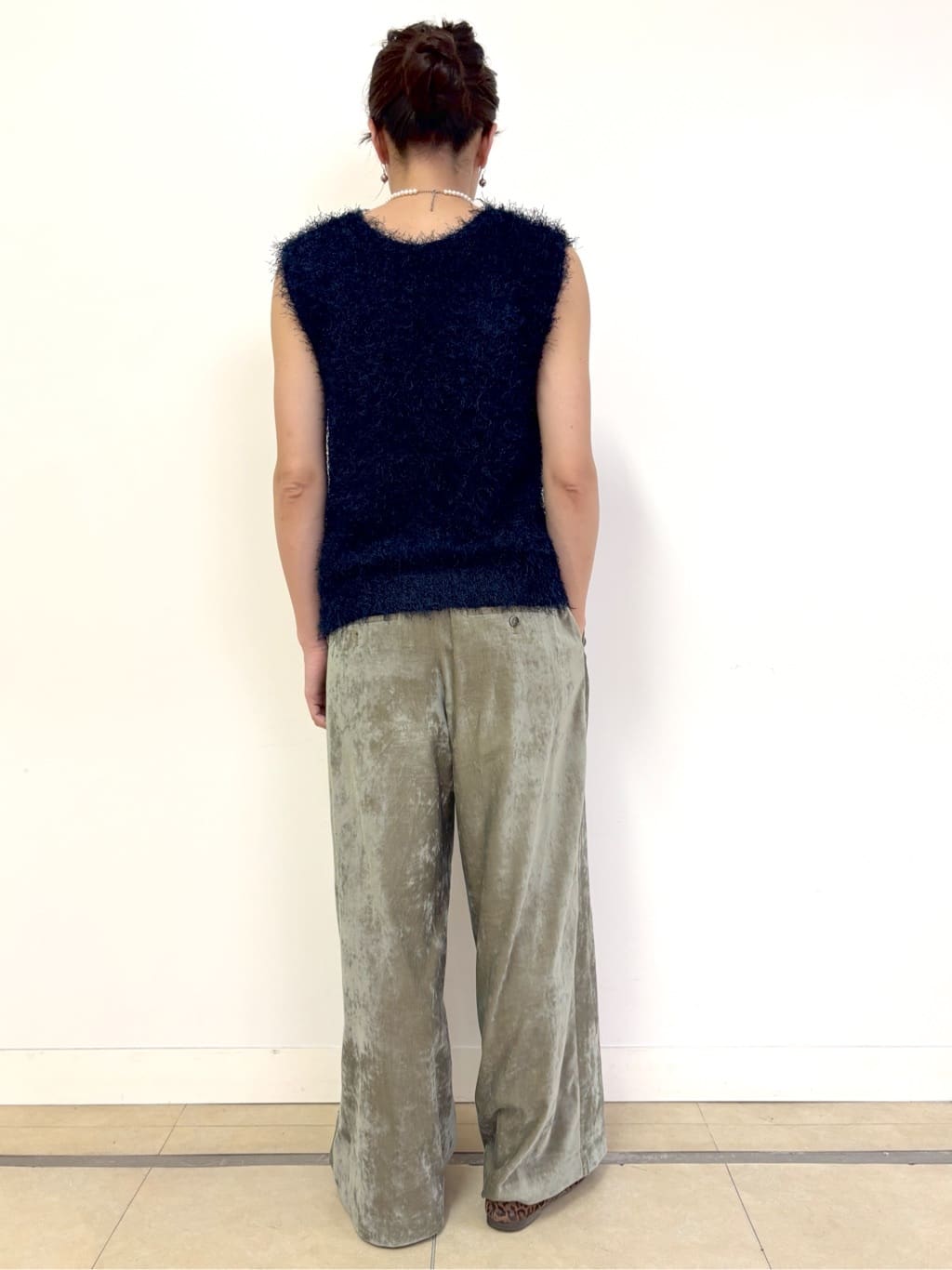 Harukaさんの「DRESSTERIOR｜ソフト別珍イージーパンツ」を使ったコーディネート